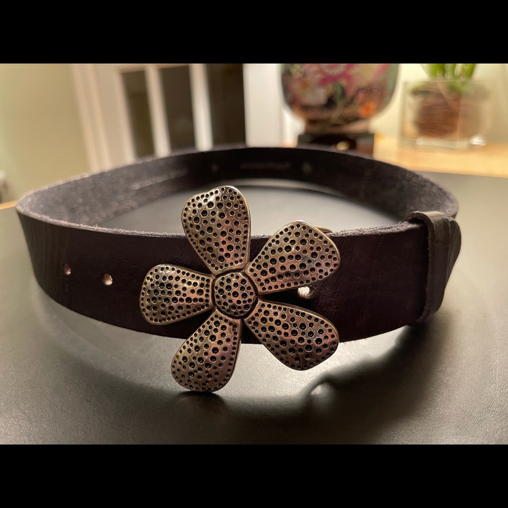 Silpada Daisy belt